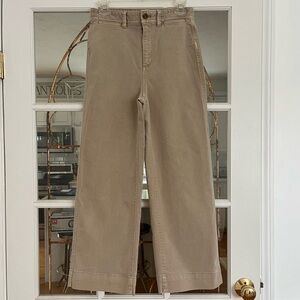 COPY - GAP Women’s High Rise Wide Leg Crop ~ Size 2